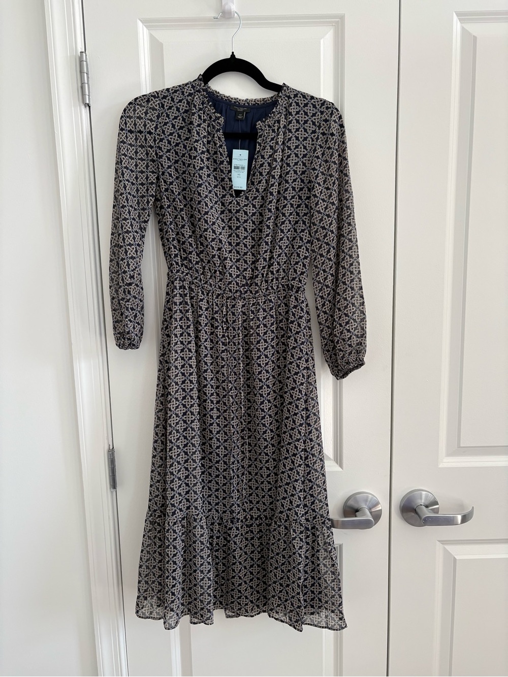 Ann Taylor Navy and Cream Geometric Long Sleeve Midi Dress